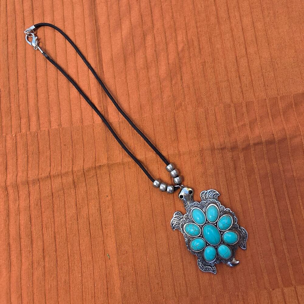 custom silver and turquois turtle necklace